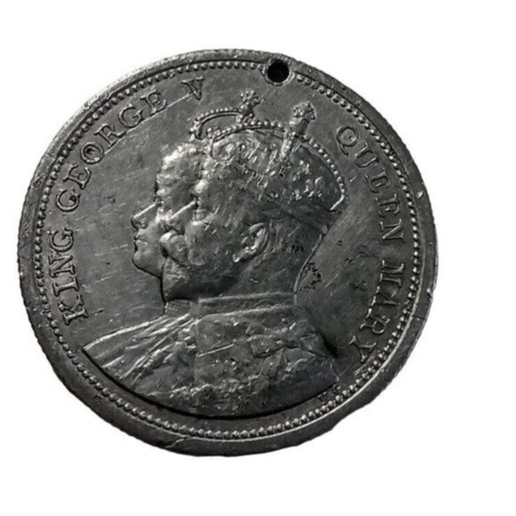 King George V and Queen Mary Medal to Commemorate their Coronation 1911 - Picture 1 of 8